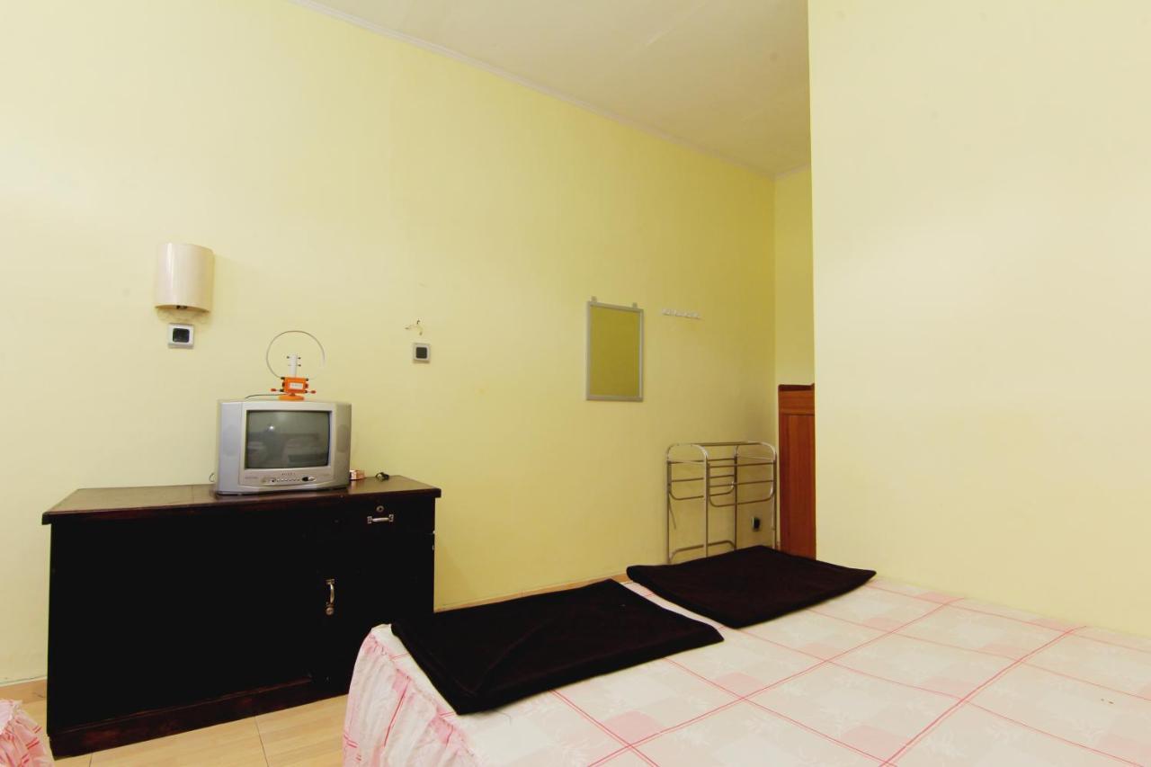 Hotel Wijaya 3 Каліуранґ Екстер'єр фото